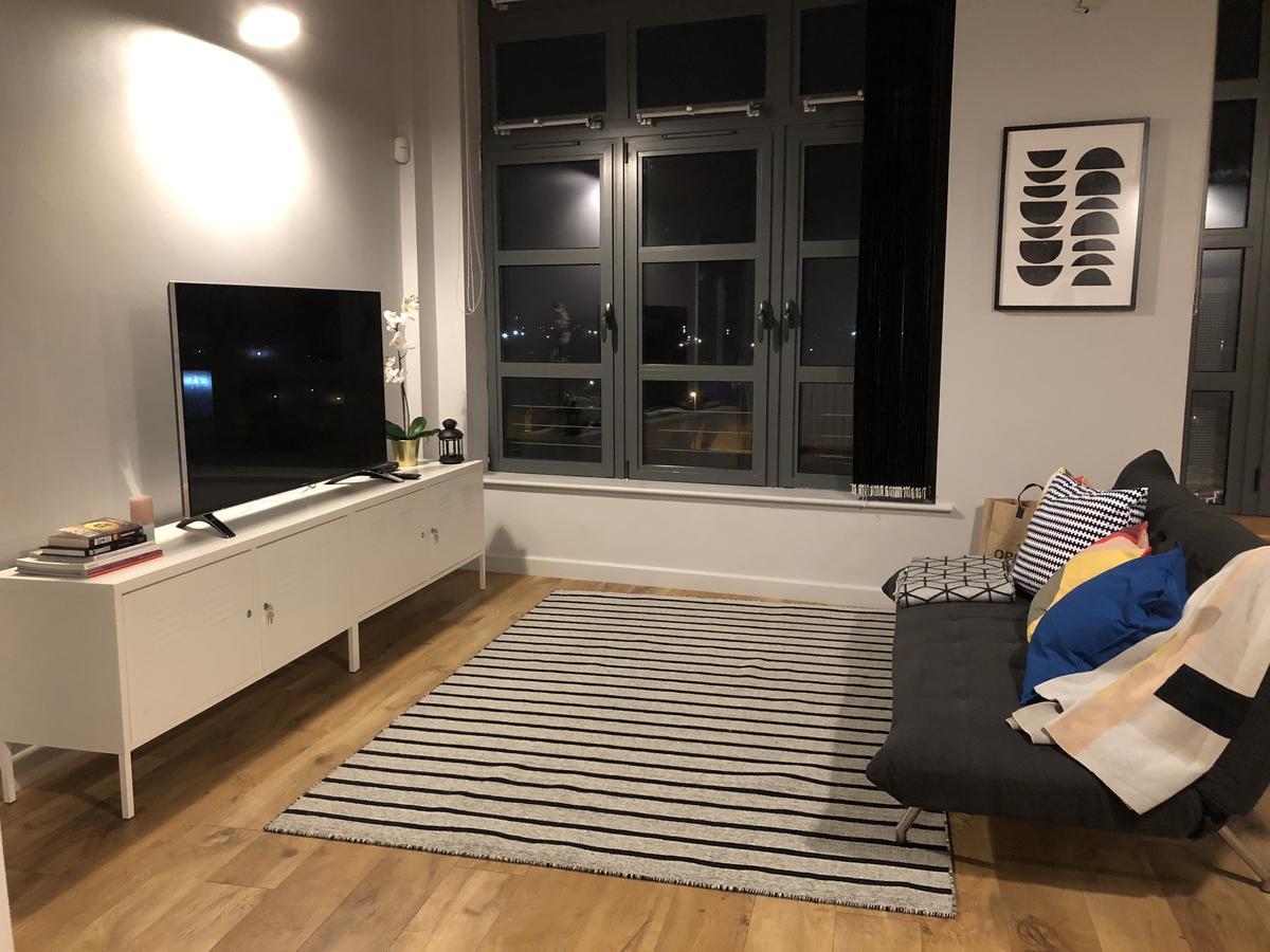 4B Loft Penthouse Industrial Decor With Canal & City Views Coventry Exteriör bild