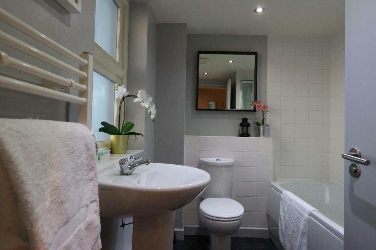 4B Loft Penthouse Industrial Decor With Canal & City Views Coventry Exteriör bild